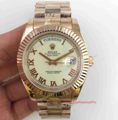 Rolex Oyster Perpetual Day Date 40mm Rose Gold Roman Markers Dial